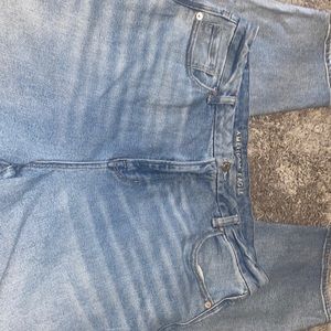 American Eagle Stretch High Waisted Mom Jeans Size 16 Long
